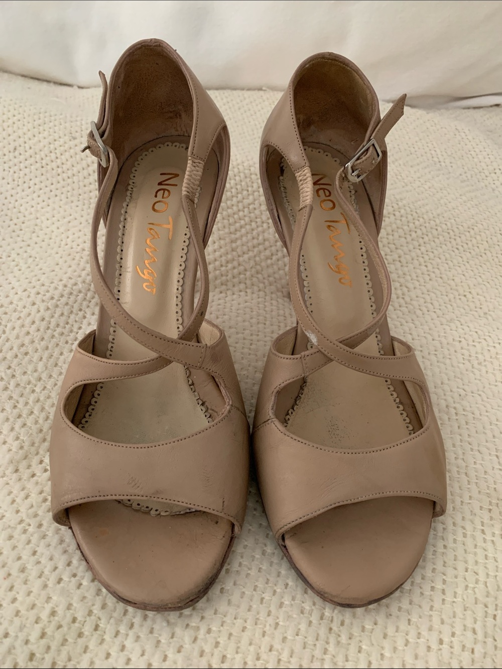 Neo Tango dance shoes